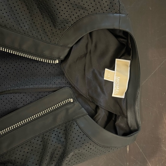Michael Kors Pleather Bomber Jacket New - Picture 3 of 3